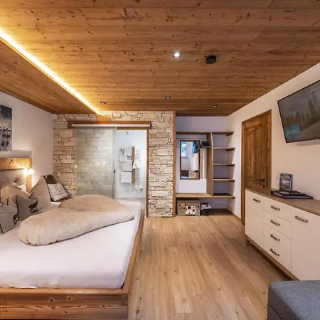 Wildbach Stubai - New Neustift im Stubaital