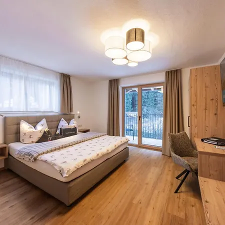 Wildbach Stubai - New Appartamento Neustift im Stubaital