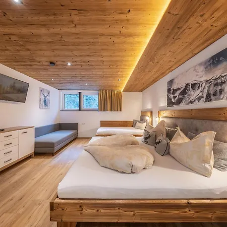 Wildbach Stubai - New Neustift im Stubaital
